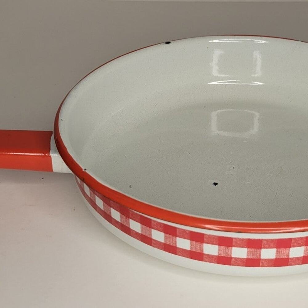 Vintage Red & white Checkered Enamelware Metal Skillet - Picture 2 of 12